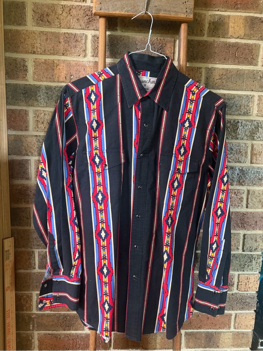 Vintage 80-90’s Western Black Striped Aztec Print Pearl Snaps